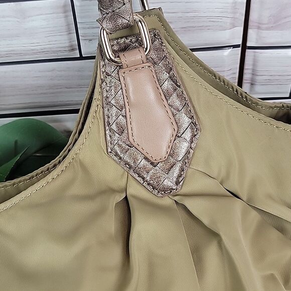 Simply Vera Wang shoulder bag in Khaki green - Picture 2 of 13